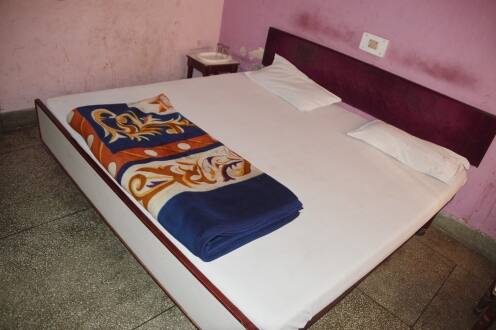 Hotel Gulmour, Jammu 3